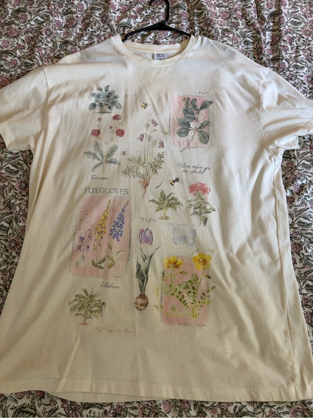 BDG White floral Tee dress size M/L